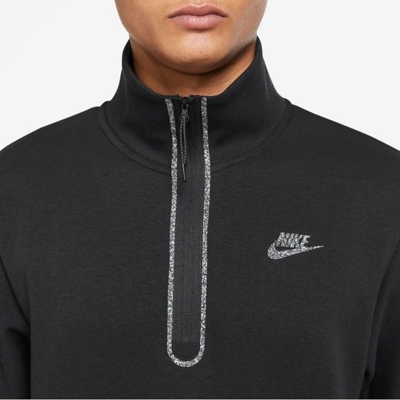 Nike | 1/2 Zip Pullover Tech Fleece Sweater NWT, without tag, but never worn ✨ - Picture 2 of 9